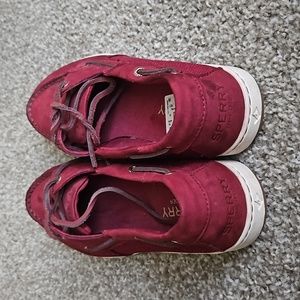 Burgundy never worn Sperry